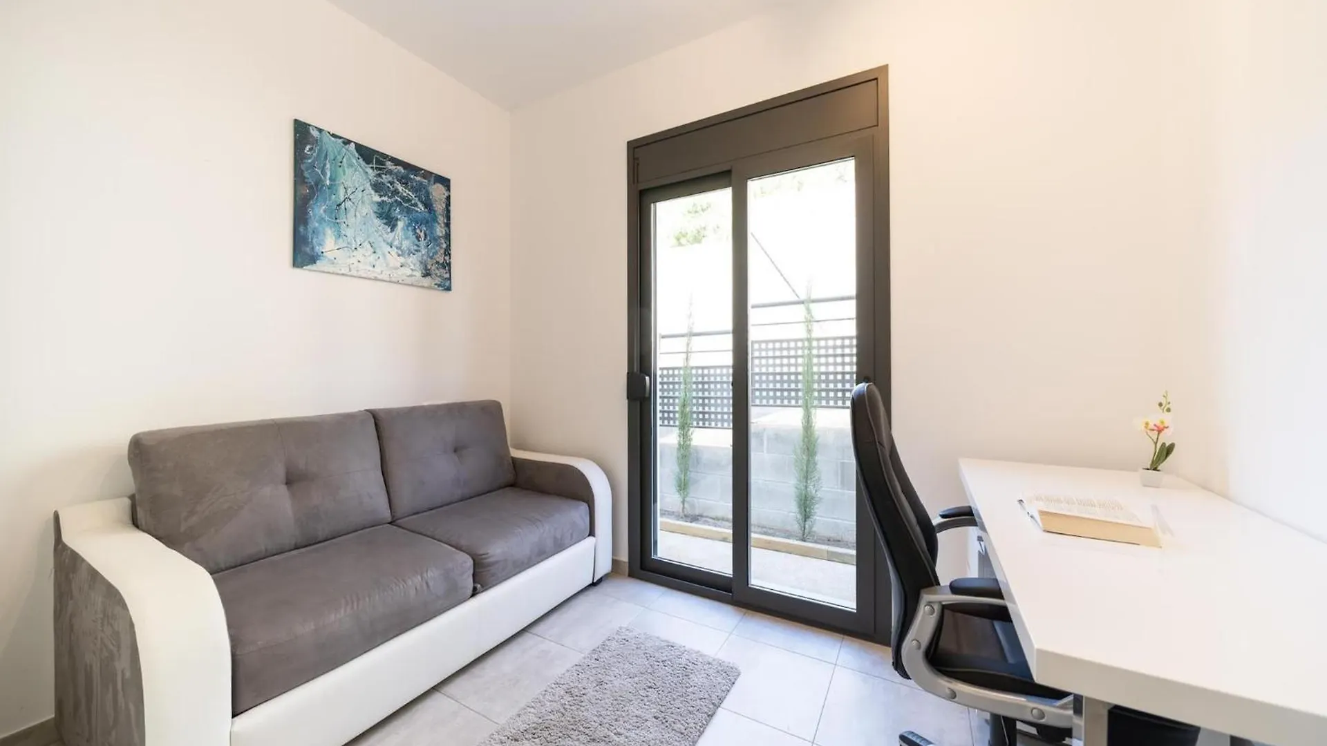 Beautiful Villa Near Cala Montgo Beach L' Escala